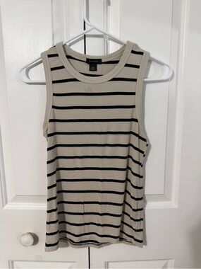 Fitted Ribbed Tank Top